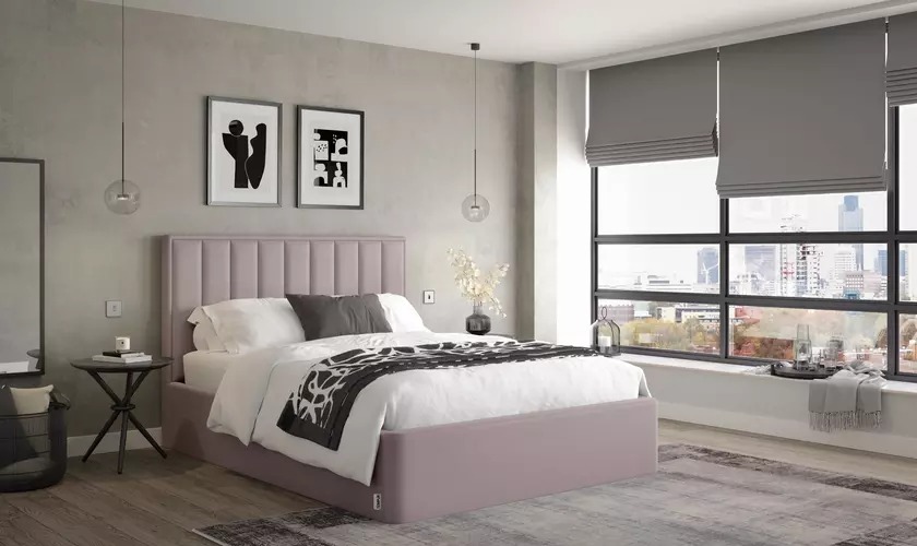 pink-and-grey-bedroom
